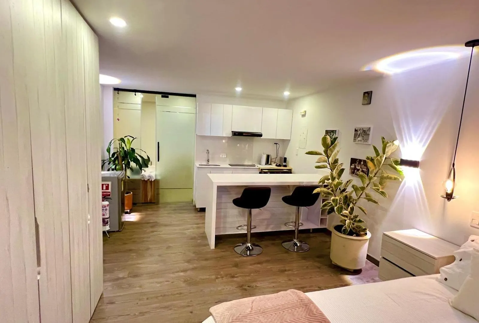 Apt 1 Bogotá Colombia